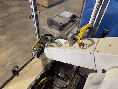 2015 FANUC FANUC LR MATE 200ID Handling Cells | K.B. Industries LLC (18)