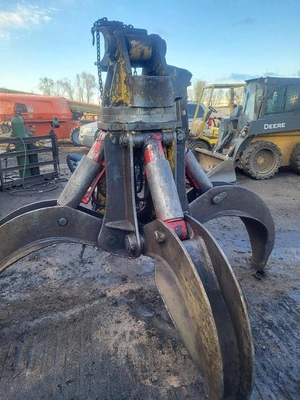 USED YOUNG LO100B