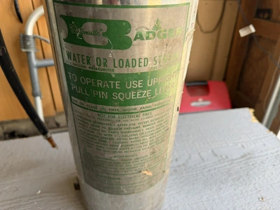 Used _UNKNOWN_ _UNKNOWN_ Fire Extinguishers Michigan US | Miedema Asset Management Group #1294130