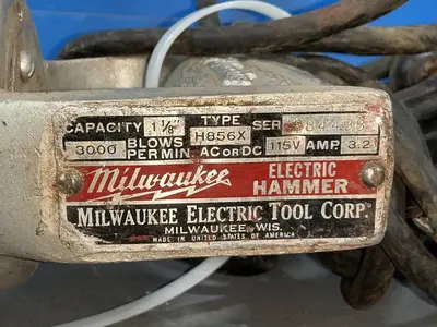 Used MILWAUKEE TOOL CORPORATION H856X Hammers Ohio US | HGR 24 #1358844