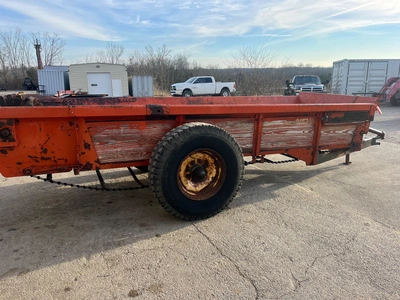 NEW IDEA 214 Manure Spreader | County Equipment Company LLC (3)