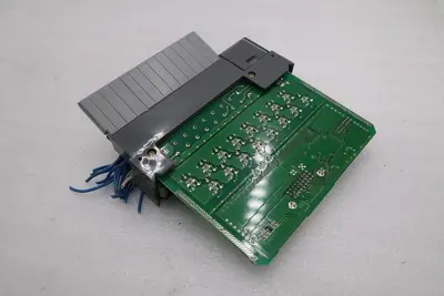 Allen Bradley 1746-OV16 Ser. C Output Module SLC 500 1746OV16 AB STOCK K-82-D