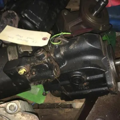 Used AFTERMARKET SLOW FEED PUMP FOR T4BH DRILL Hydraulic Pumps Pennsylvania US | East West Machinery & Drilling #1415670