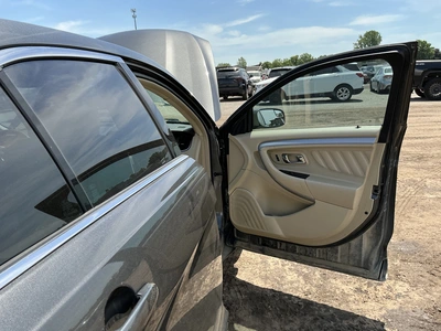 USED 2018 FORD TAURUS