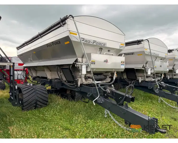 Used UNVERFERTH _UNKNOWN_ Dry Spreaders Iowa US | Keast Enterprises #1360510
