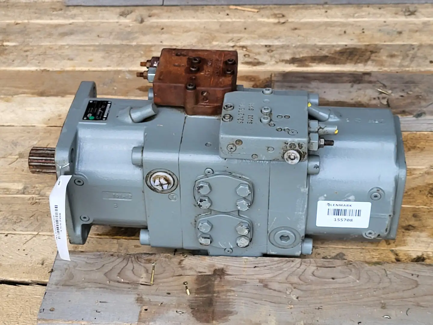 Used 2015 LETOURNEAU 4241408 Piston Pumps British Columbia CA | Lenmark #1442892
