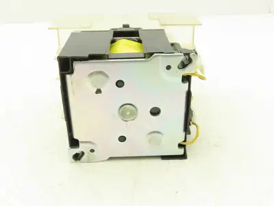 Mitsubishi SD-T80 Motor Starter Contactor 3Ph 50Hp 600V 100A 24VDC Coil
