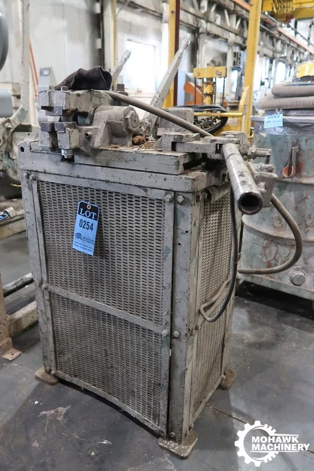 550 VOLT TAYLOR-WINFIELD “B-90” BUTT WELDER w/(3) MANUAL CLAMPING LEVERS