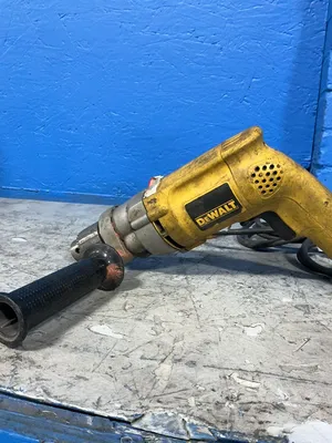 USED DEWALT INDUSTRIES DW235G