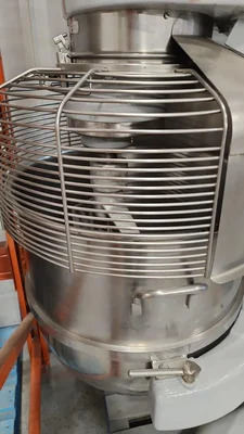 HOBART Mixer Model V1401 5hp /208volts/ 60hz 14 amps  # 4718