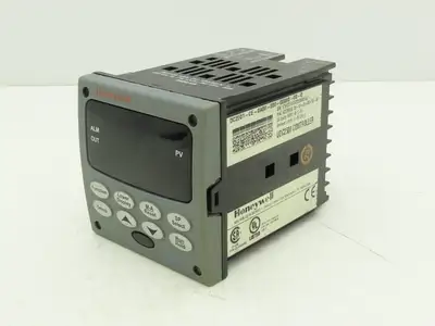 Honeywell UDC2500 Digital Temperature Controller DC2501-CE-0A00-200-00000-00-0