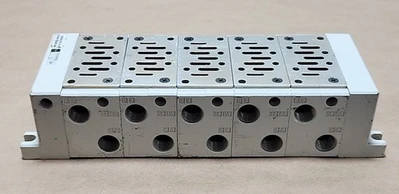 NEW SMC VV715-03R-03D