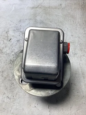 Ametek SCE-3-150 Diaphragm With Dresser/Ashcroft GPSN4PS25 Pressure Gauge -NOS