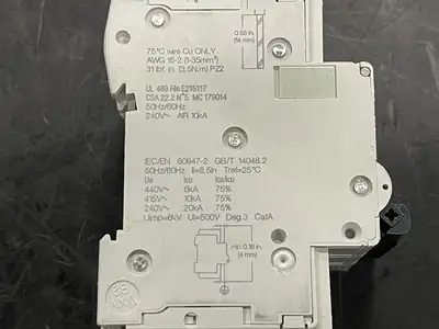NEW SCHNEIDER ELECTRIC M9F43345