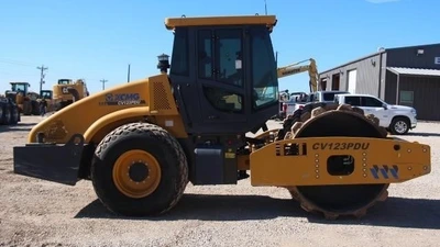 USED 2021 XCMG CV123PDU