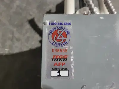 100 Amp 120/240 volts Panelboard 42 Spaces