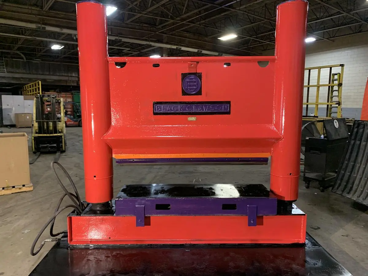 Used BLACK CLAWSON ROLL SPLITTER Winders & Rewinders (Paper) Pennsylvania US | Global Equipment International, LLC #444137