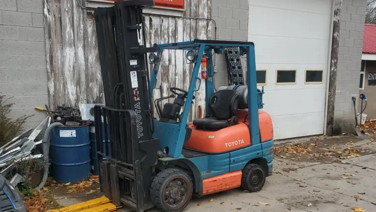 Used 2000 Toyota 42-6FGCU30 Misc Forklifts New York US | Rubbl #985445