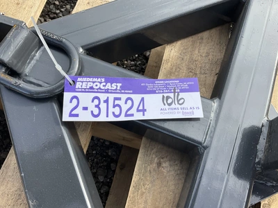 Used WOLVERINE TQH-26-01C TRAILER RECEIVER HITCH ADAPTER Hitches Michigan US | Miedema Asset Management Group #1487921