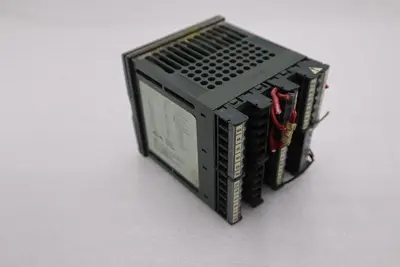 EUROTHERM 2204E TEMPERATURE CONTROLLER 2204E/VC/VH/RU/RW/XX/XX... STOCK K-397-D