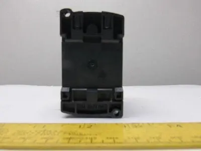 Telemecanique LC1D32BD Motor Starter Contactor 600V 25Hp 24VDC Coil Lot of 7