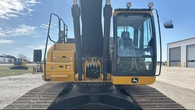 USED 2022 Deere 250P-TIER