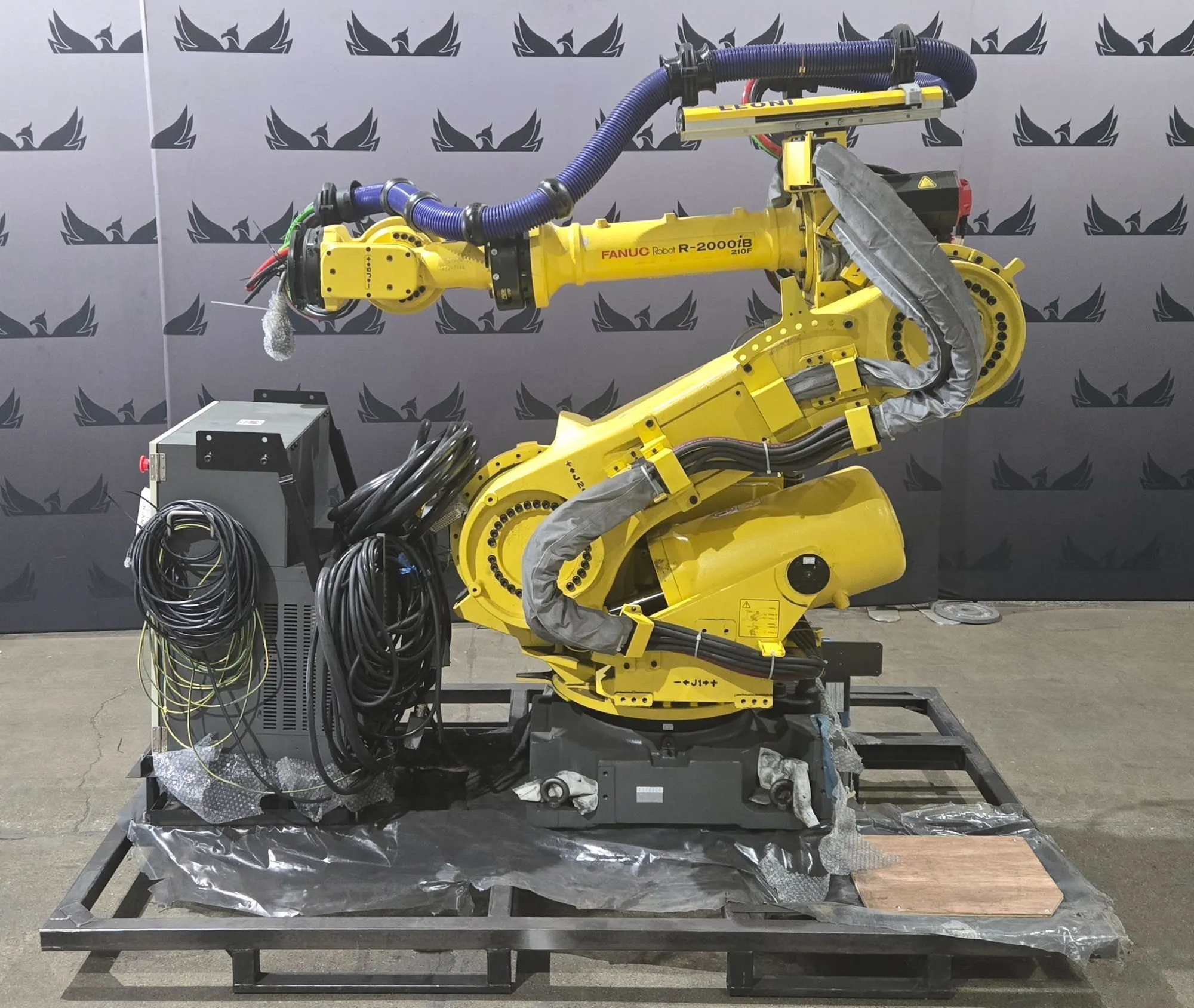 New | in-Stock 2016 FANUC R-2000IB/210F + R30IB Robots Michigan US | iGAM Industrial Marketplace #1176405