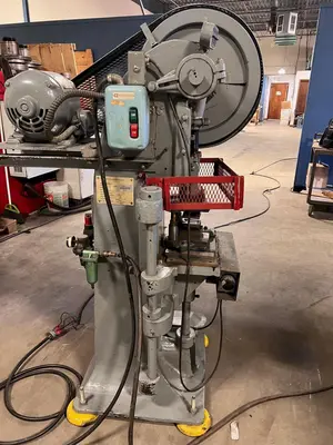 20 Ton Bliss Adjustable Bed / Horn Press