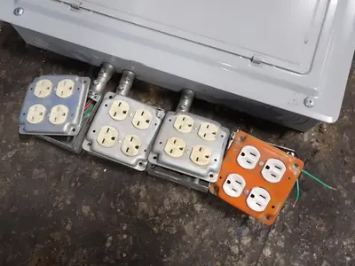 USED SIEMENS P1224L3125CU