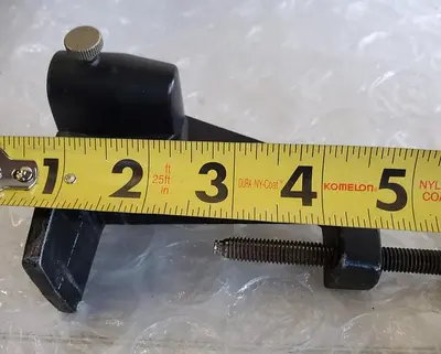 MAGNIFYING LAMP BRACKET BASE