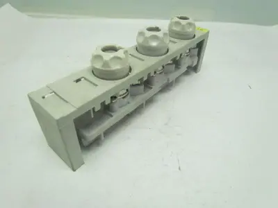 Rittal SV3520/21 3 Pole Fused Clamp W/Cover & Diazed Fuse Holders