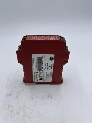 Used ALLEN-BRADLEY ALLEN-BRADLEY 440R-N23135 SER C Relays & Switches | ND Industrial Surplus #1214694