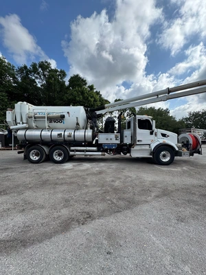 2020 VACTOR 2100I Combination Sewer Cleaner | VacSource (1)
