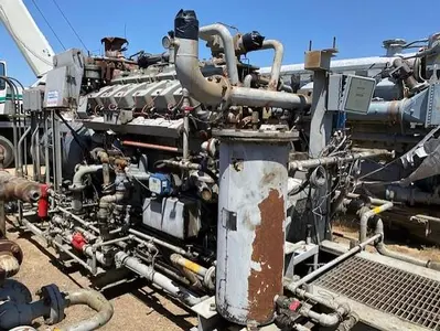 USED 2000 WAUKESHA L7042GSI