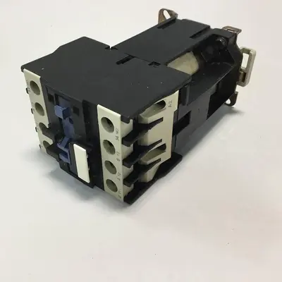 USED TELEMECANIQUE LP1D2510