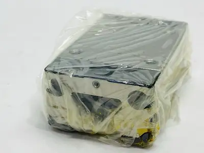 R162289420 | Bosch Rexroth  Ball Runner Block Carbon Steel KWD-020-SNS-C0-N-1 - New Other