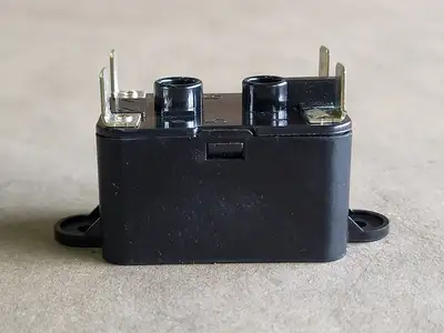 NEW TYCO ELECTRONICS 9400-01Q180