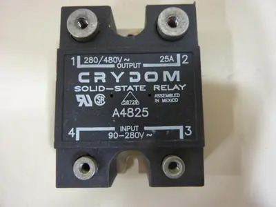 USED CRYDOM A4825