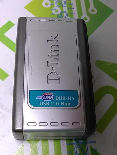 D-LINK D-HUB H4 4 PORT W/ USB CABLE AND POWER ADAPTER