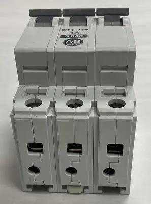 New | in-Stock ALLEN-BRADLEY 1492-CB3G040 Circuit Breakers | Surplus Asset Holdings #1188965