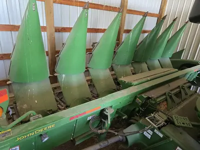 USED 2014 JOHN DEERE 608C