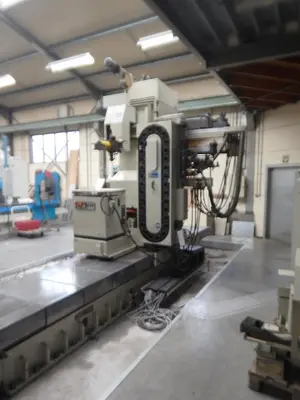 USED TIGER X: 3023 - Y: 1528 - Z: 800 MM CNC