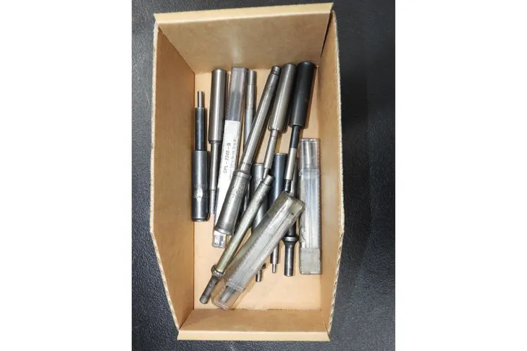Used _UNKNOWN_ _UNKNOWN_ Hand Punches Michigan US | Thompson Auctioneers #1521064