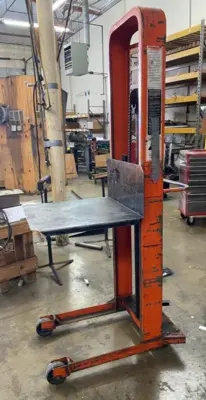 Presto _UNKNOWN_ Lift Trucks | Amiron Machinery (1)