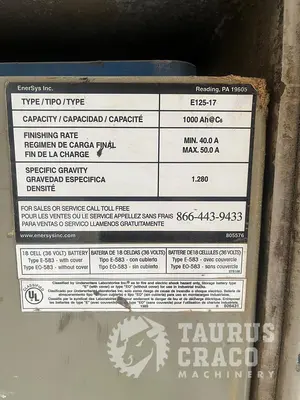 USED CROWN RC3000 ELECTRIC FORKLIFT