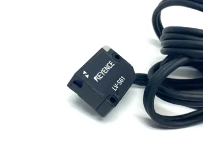 USED KEYENCE MINIATURE SMALL SPOT RETRO REFLECTIVE LASER SENSOR