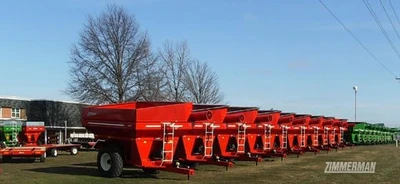 New | in-Stock 2025 E-Z TRAIL 710 Grain Carts Pennsylvania US | Zimmerman Farm Service #1409933