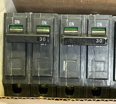 Used GE THQB2130 Miscellaneous Equipment (Electrical & Power) | Surplus Asset Holdings #1191190