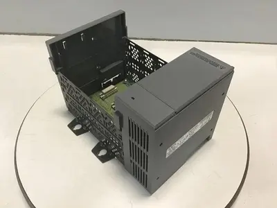 USED ALLEN BRADLEY 1746-P1 SER A / 1746-A4 SER B