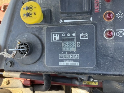 USED 2014 EXMARK LAZER Z